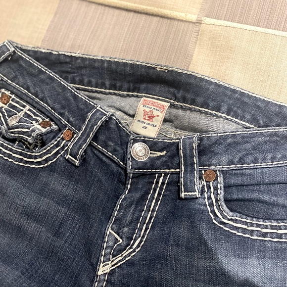 True Religion Blue Jeans with a Boot leg style in Size 29 - Picture 4 of 4